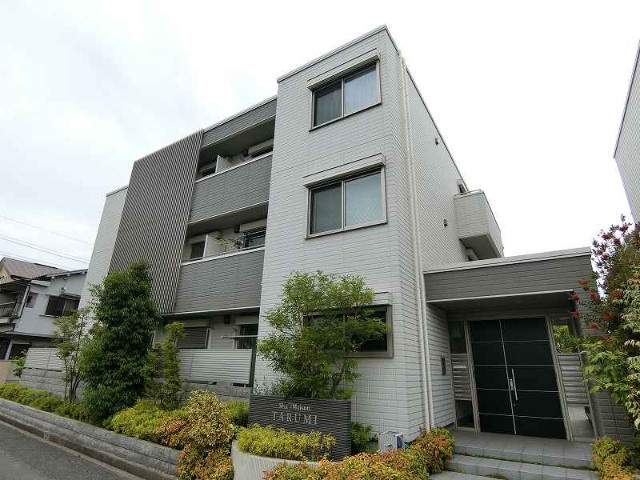神戸市垂水区大町４丁目のアパートの外観