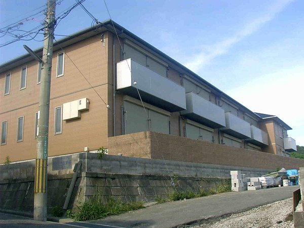 神戸市須磨区若草町１丁目のアパートの外観