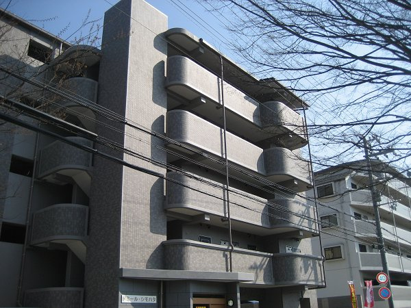 神戸市垂水区下畑町字内入田の賃貸マンションの外観