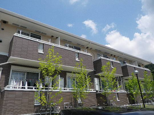 神戸市垂水区下畑町字北谷のアパートの外観