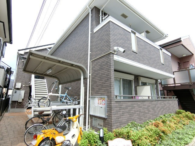 神戸市須磨区大田町６丁目のアパートの外観