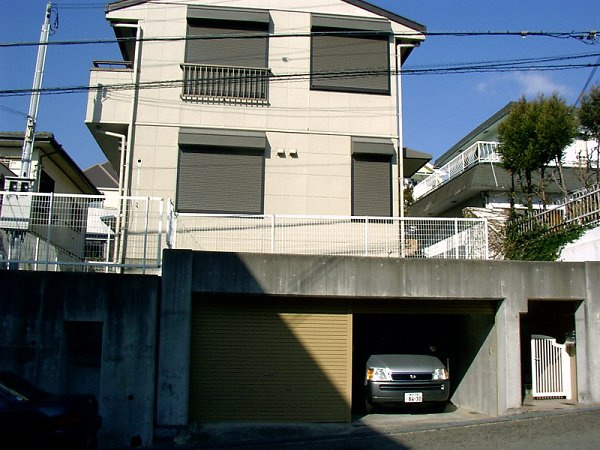 神戸市須磨区白川台３丁目のテラスの外観