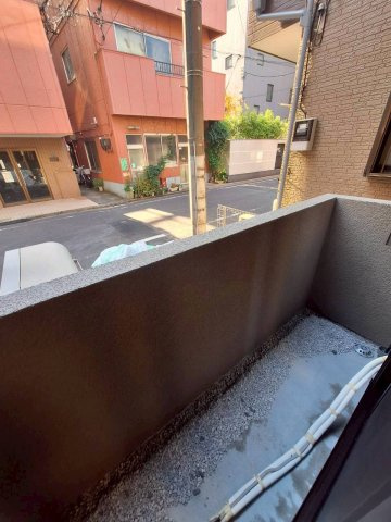 ベルフラット入谷サイドのバルコニー