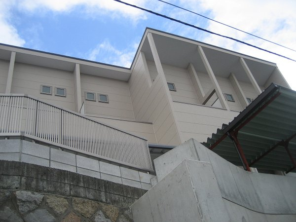 神戸市長田区大塚町１丁目のアパートの外観