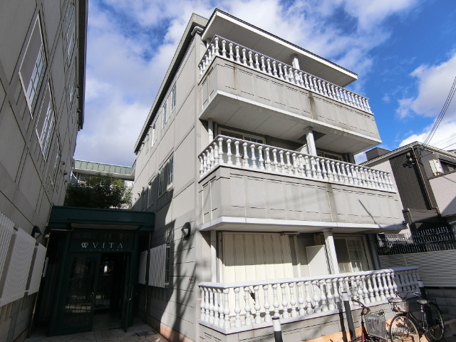 神戸市須磨区月見山本町２丁目の賃貸マンションの外観