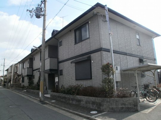 神戸市垂水区霞ケ丘１丁目のアパートの外観