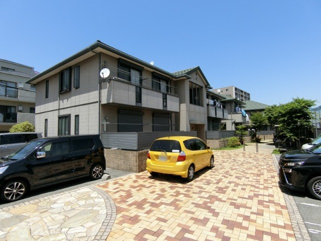 神戸市須磨区若木町２丁目のアパートの外観