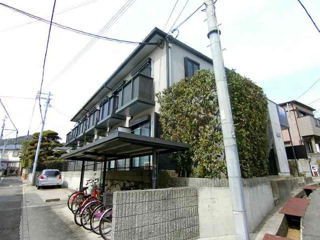 神戸市須磨区桜木町２丁目のアパートの外観