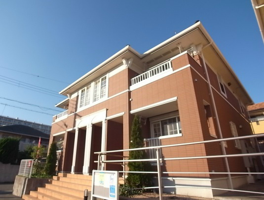 神戸市須磨区東落合２丁目のアパートの外観