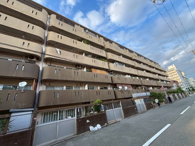 【外観】 | コーポあびこ | 全居室窓有ますよ！たっぷりの陽光に包まれる明るい住まいに気持ちも明るくなりますね♪