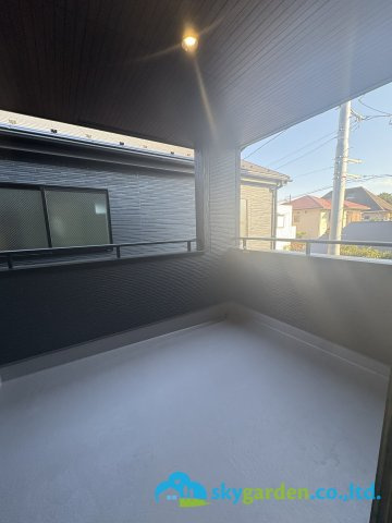 平塚市虹ケ浜　新築戸建　全2棟2号棟のバルコニー