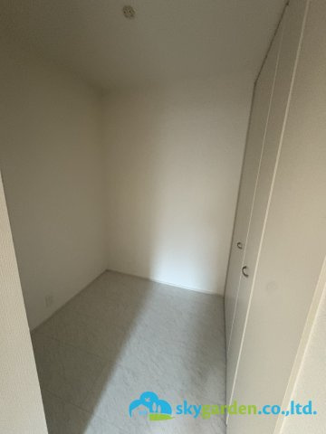 平塚市虹ケ浜　新築戸建　全2棟2号棟のランドリースペース