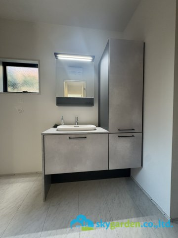 平塚市虹ケ浜　新築戸建　全2棟2号棟の独立洗面台