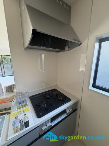 平塚市虹ケ浜　新築戸建　全2棟2号棟のキッチン