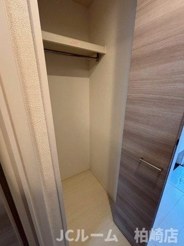 柏崎市半田１丁目のアパートの収納