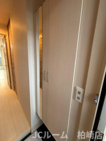 柏崎市半田１丁目のアパートの収納