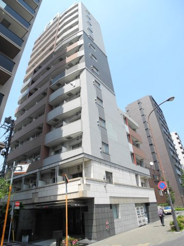 グランド・ガーラ新宿の外観