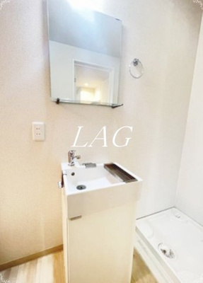 【洗面所】 | ベルディグリ堀切菖蒲園 | 独立洗面台です。