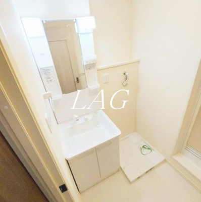 【洗面所】 | フラワーフォンテーヌⅢ | 独立洗面台です。