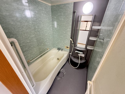 【浴室】 | メゾングロワール