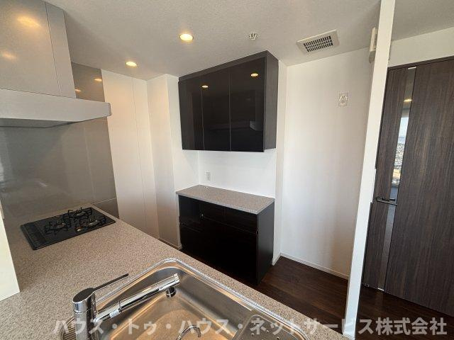 ライオンズタワー柏の内装