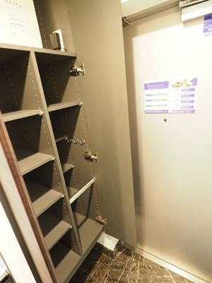 【玄関】 | レジディア目黒Ⅳ