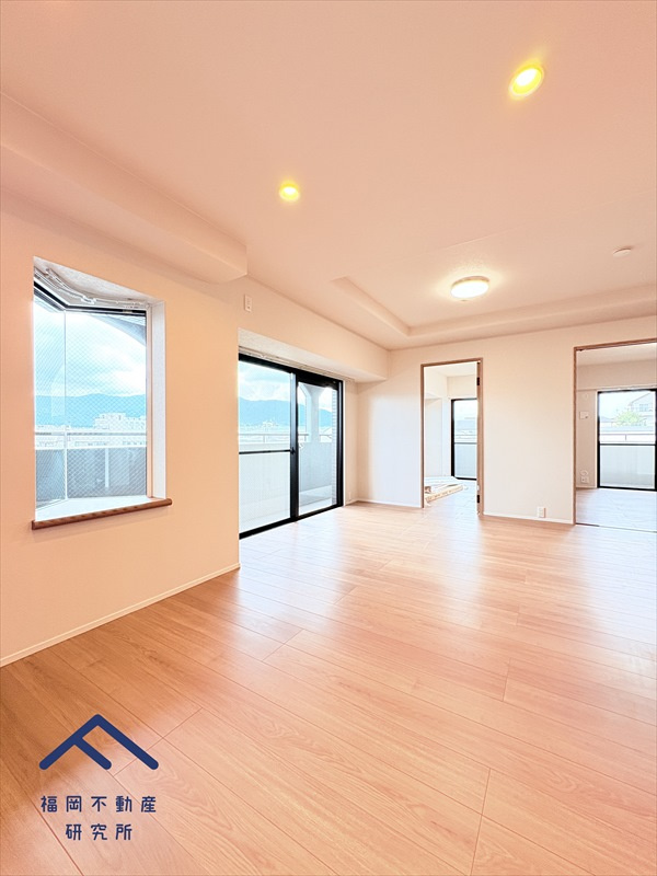  じゅうグランドモア長住の居間・リビング