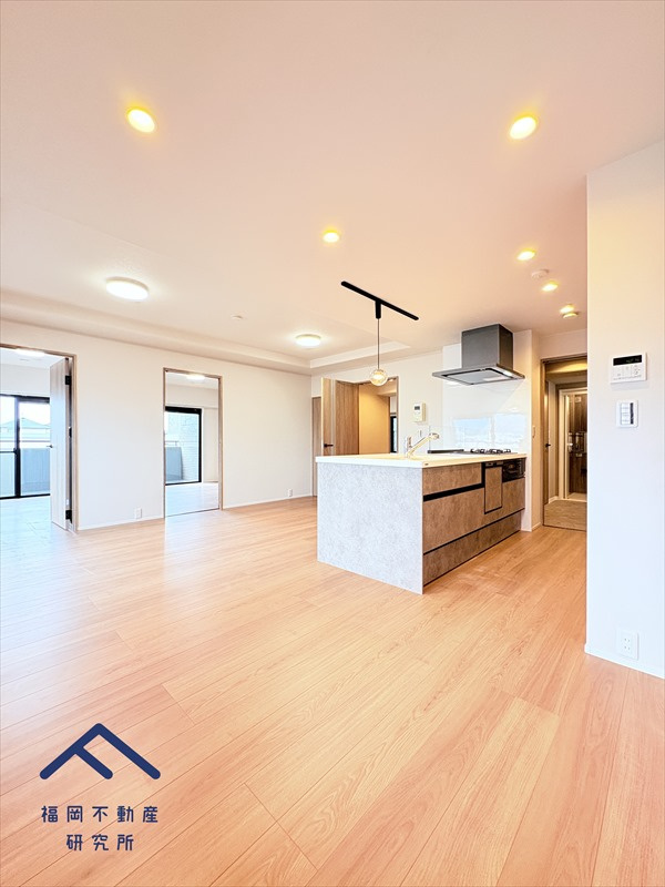  じゅうグランドモア長住の居間・リビング