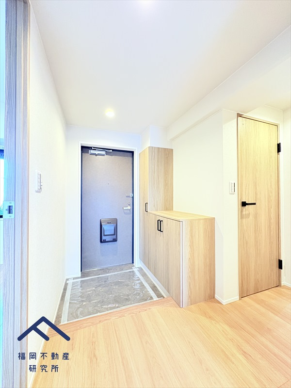  じゅうグランドモア長住の玄関