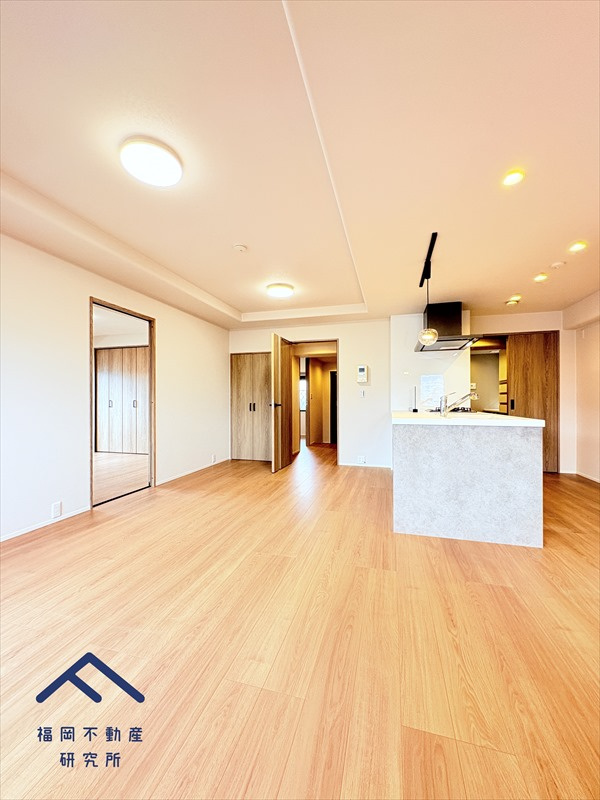  じゅうグランドモア長住の居間・リビング