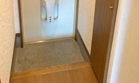 アンプルールフェール 槙の玄関|別部屋参照