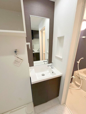 【独立洗面台】 | メゾンドELLEⅤ