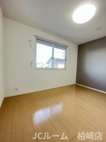 柏崎市豊町のアパートの寝室