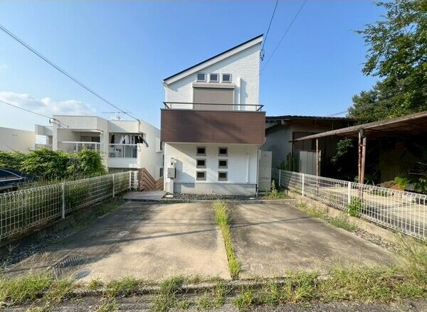 千種区日和町一丁目の駐車場