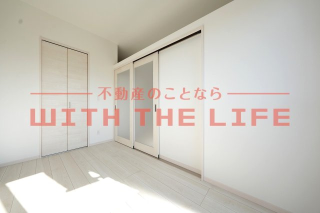 ポラリス鳥栖駅南【キャンペーン対象物件】の洋室|同施工会社の類似物件の写真です。
※同シリーズ別物件の写真　※現状優先
