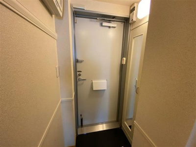 【玄関】 | レオパレスルミエール西台