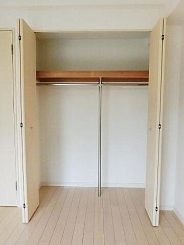 ベルペトラの収納|反転間取りの別号室参考写真