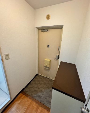 鶴見区北寺尾５丁目１棟レジデンスの玄関