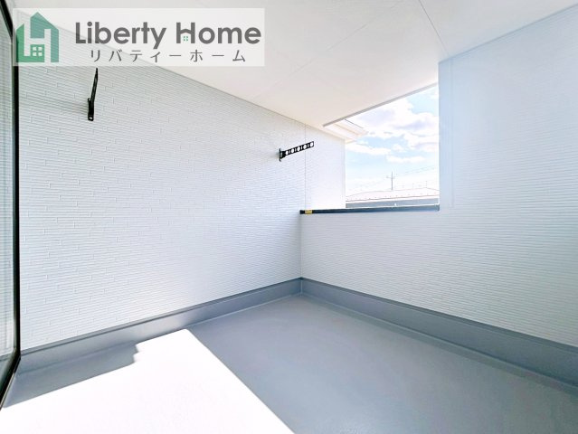 古河市鴻巣第6　新築戸建　2号棟のバルコニー