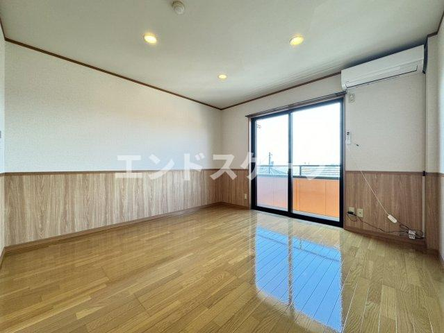 ラ・フレイズIIの内装|高崎、前橋、伊勢崎エリアのお部屋探しはエンドスケープまで！お客様の理想お聞かせ下さい♪
内装の一部が画像と異なる場合がございます。