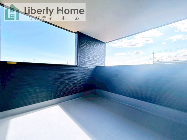 古河市鴻巣第6　新築戸建　3号棟のバルコニー