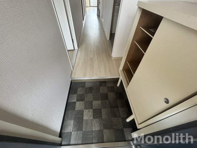 ピュアビレッジの玄関