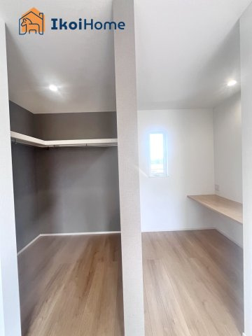 神戸市西区秋葉台2丁目　新築戸建　の収納|【ホームページに現地動画掲載中】●年中無休：当日予約可●収納が多く季節ものの家電も収納できます。