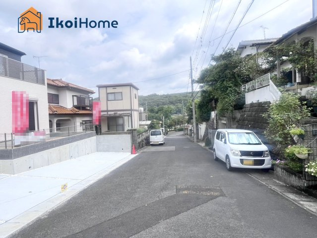 神戸市西区秋葉台2丁目　新築戸建　の周辺|【ホームページに現地動画掲載中】●年中無休：当日予約可●前面道路は6M幅で広々しています。
