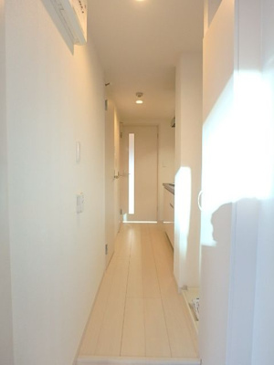 【内装】 | リブリ・ロッソ | 別部屋参照