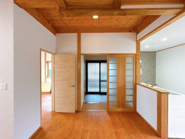 中古戸建　郡山市安積町荒井字北大部の居間・リビング