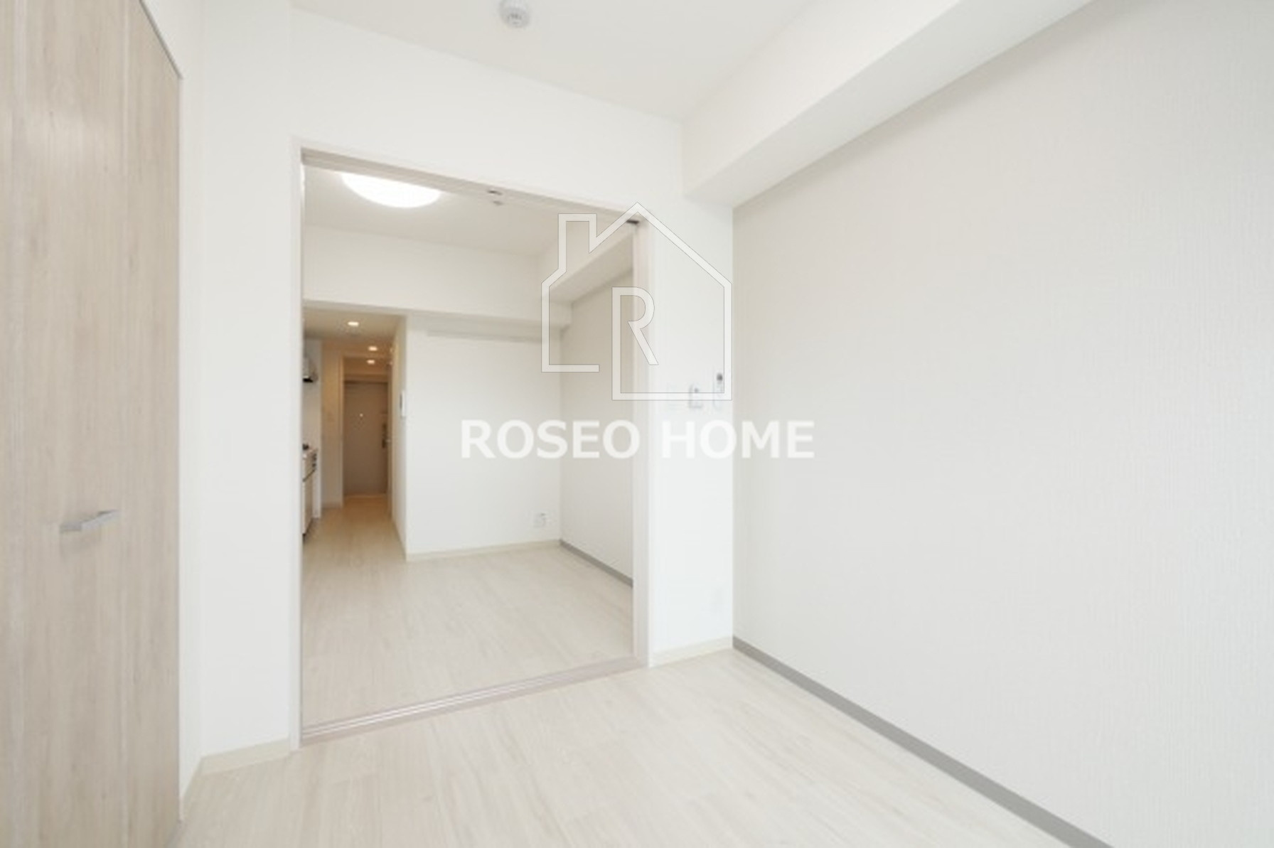 アリビオ大阪港の洋室