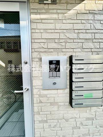 ルミエールシャルム江坂のセキュリティ|オートロックで安心