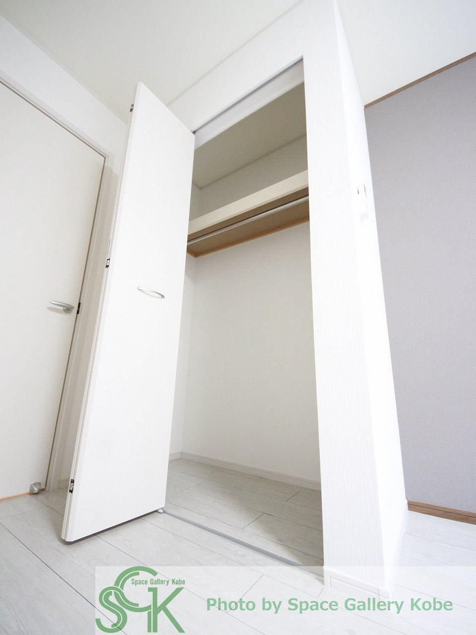 ブラウニー山手の収納|※お部屋により仕様が異なる場合があります。