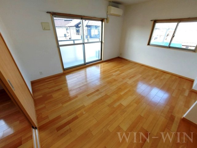 コンフォートハウス松井町の居間・リビング|イメージ（同建物内別部屋の写真です）